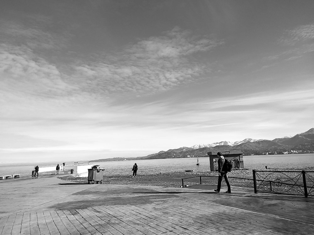 Море и девушка