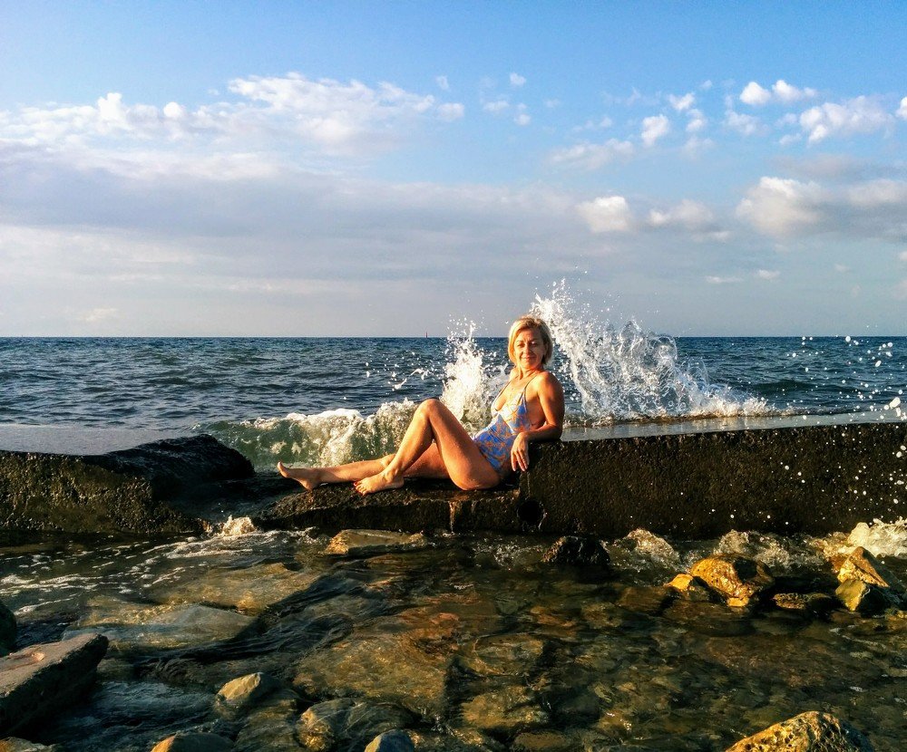 Перед тем как смоет)))