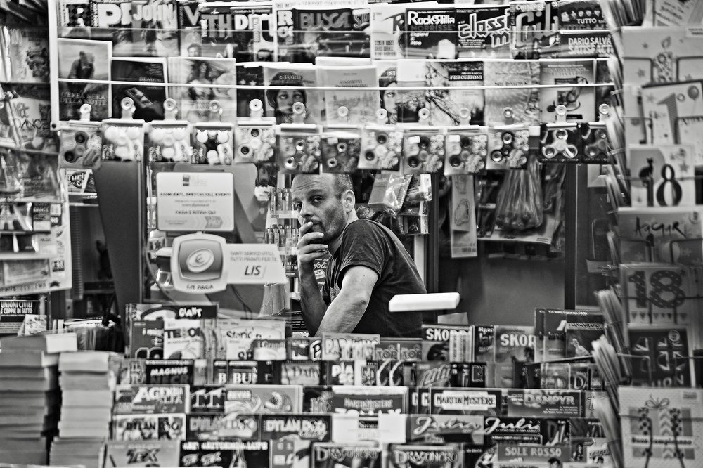 Il giornalaio annoiato