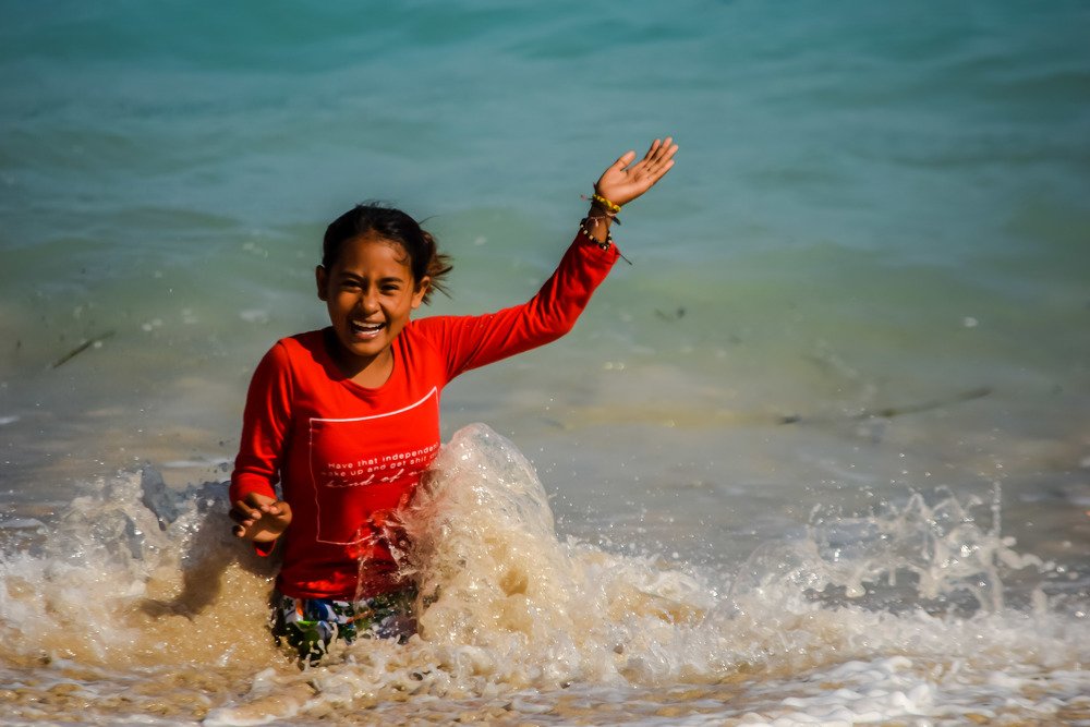 A lil girl at the senggigi