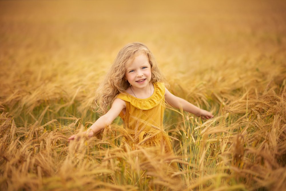 Желтый сарафан