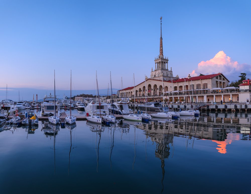 Про пристани осенних вечеров.