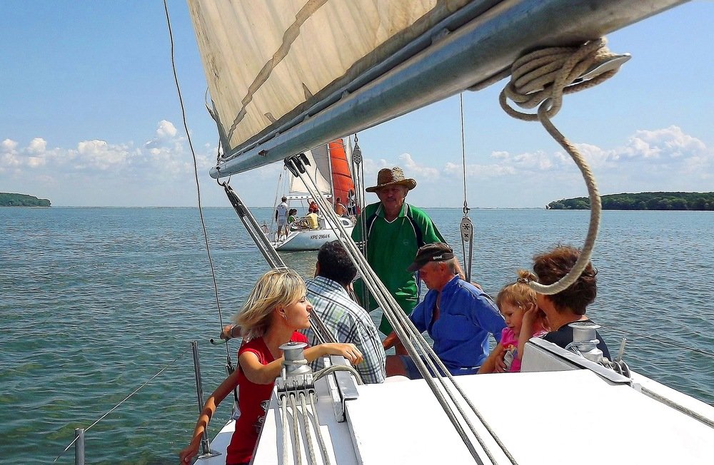 Под парусом по Днепру