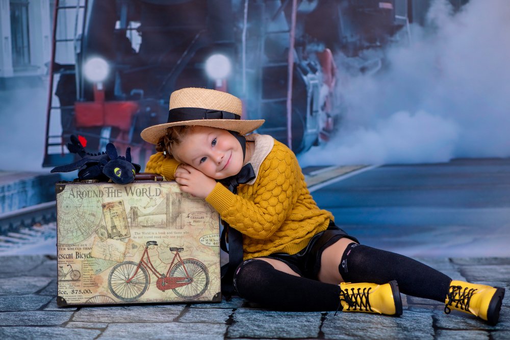 Цвет настроения - жёлтый.