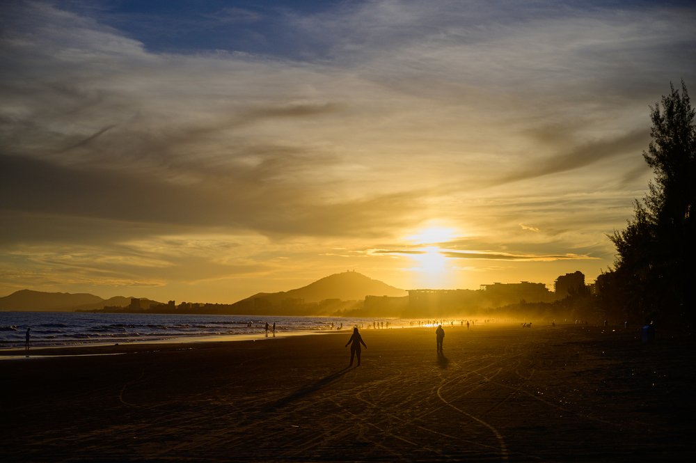 Фотография автора Эдуард Тихонов
