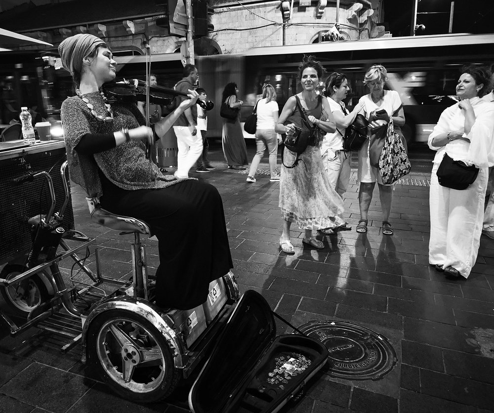 Музыкант на улице