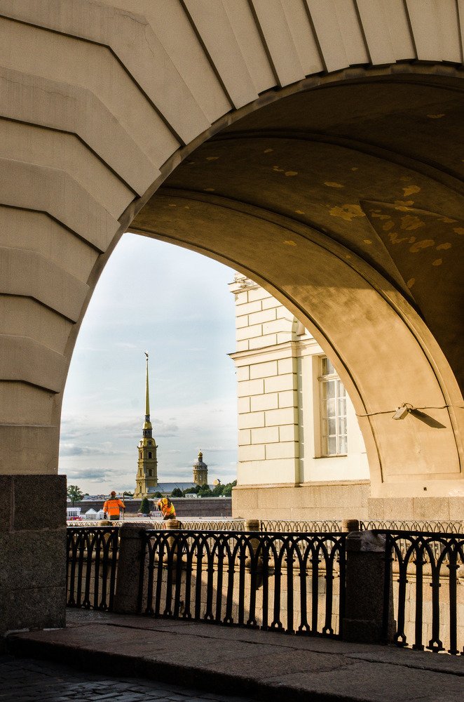 Вид на Петропавловку