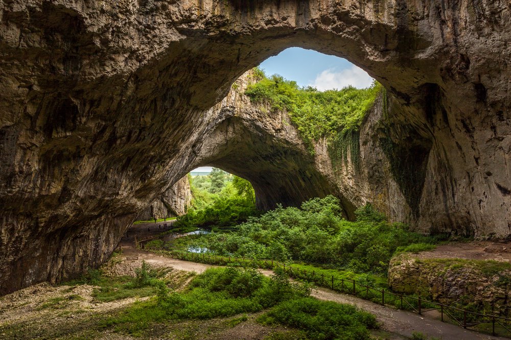 A cave like no other