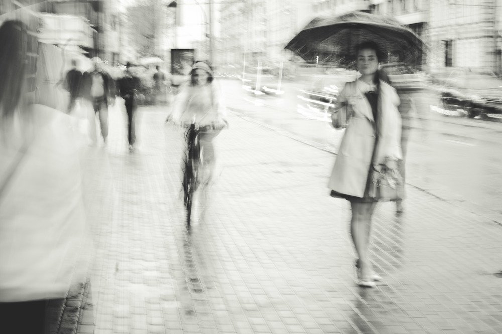 Сквозь дождь