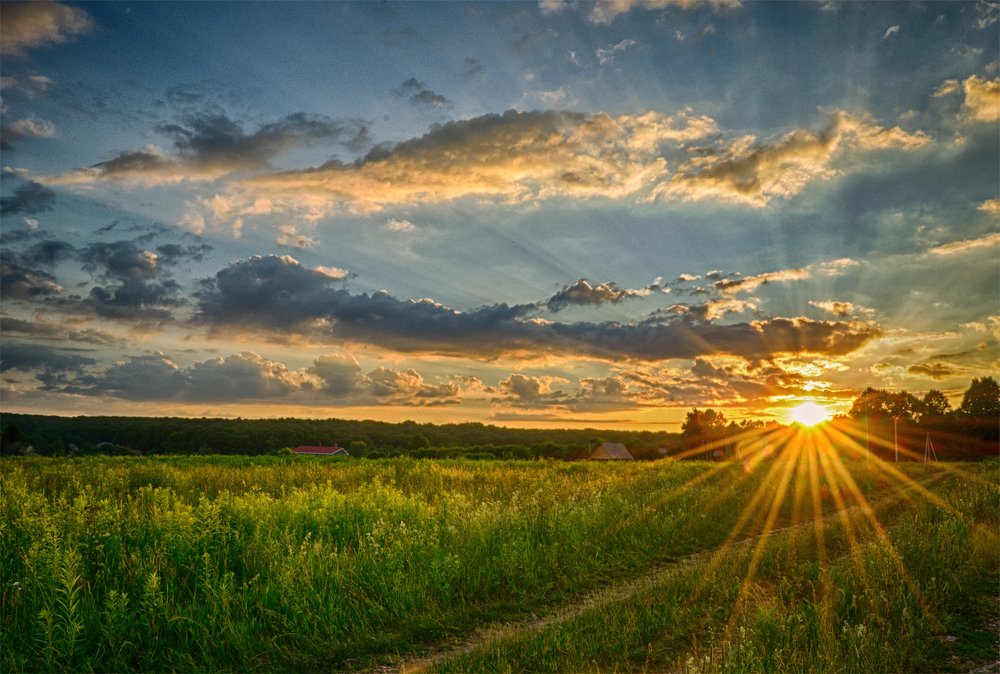 Лучи уходящего солнца