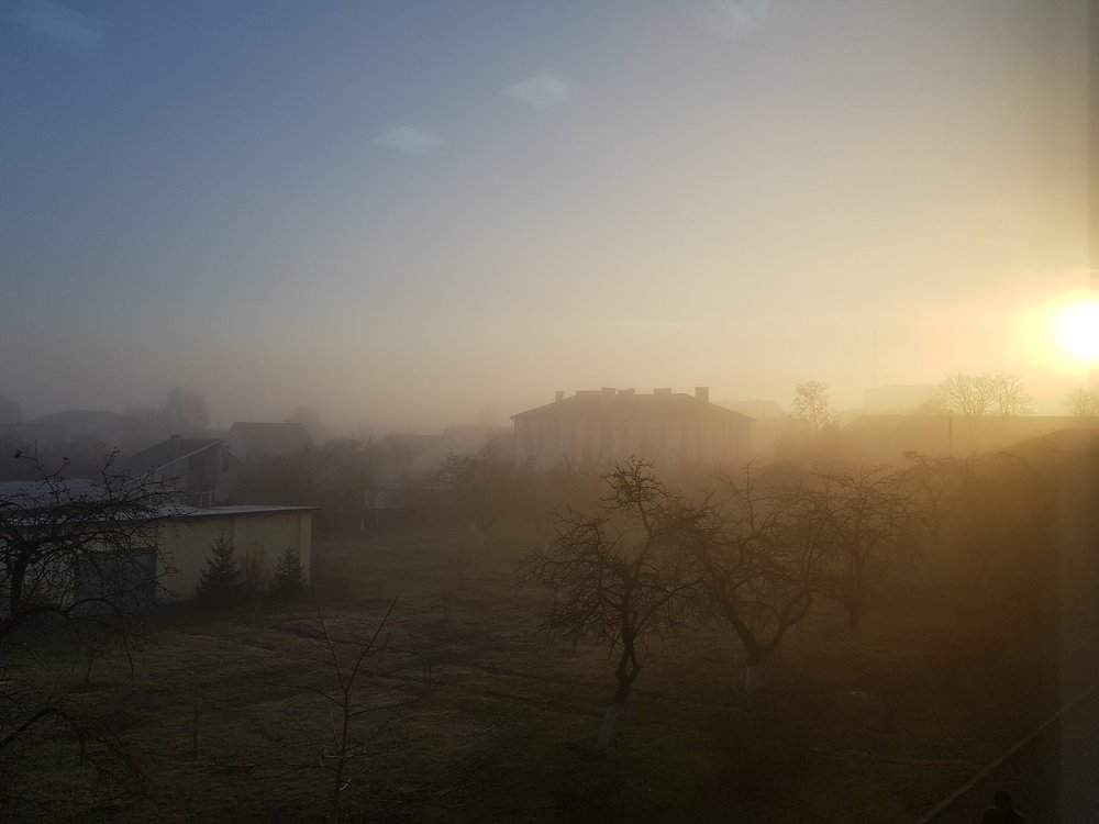 Рассвет с туманом