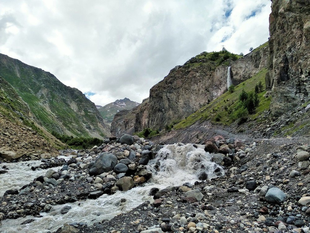 р.Азау. Приэльбрусье.