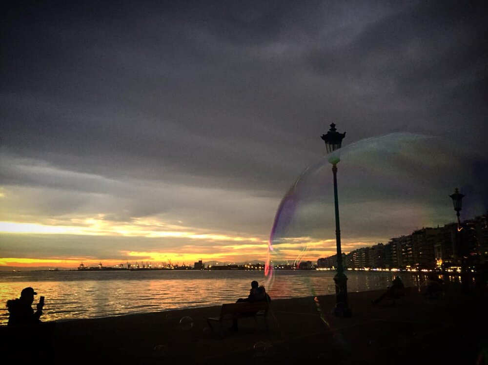 BUBBLES SUNSET
