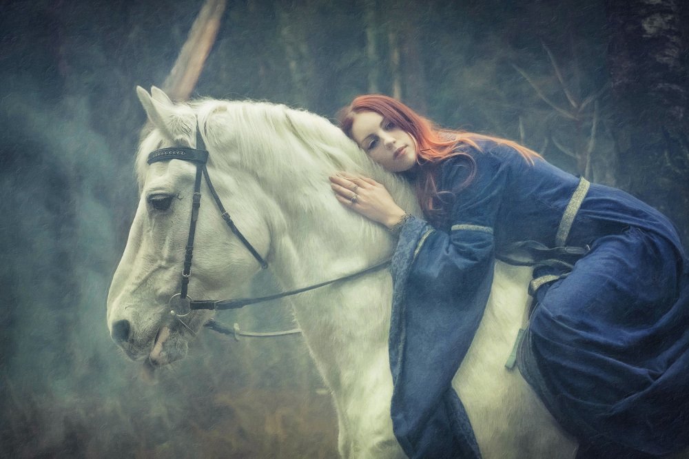 На Единороге