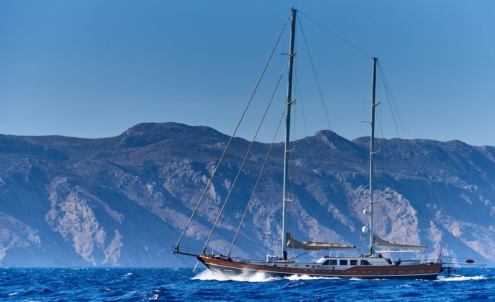 yacht