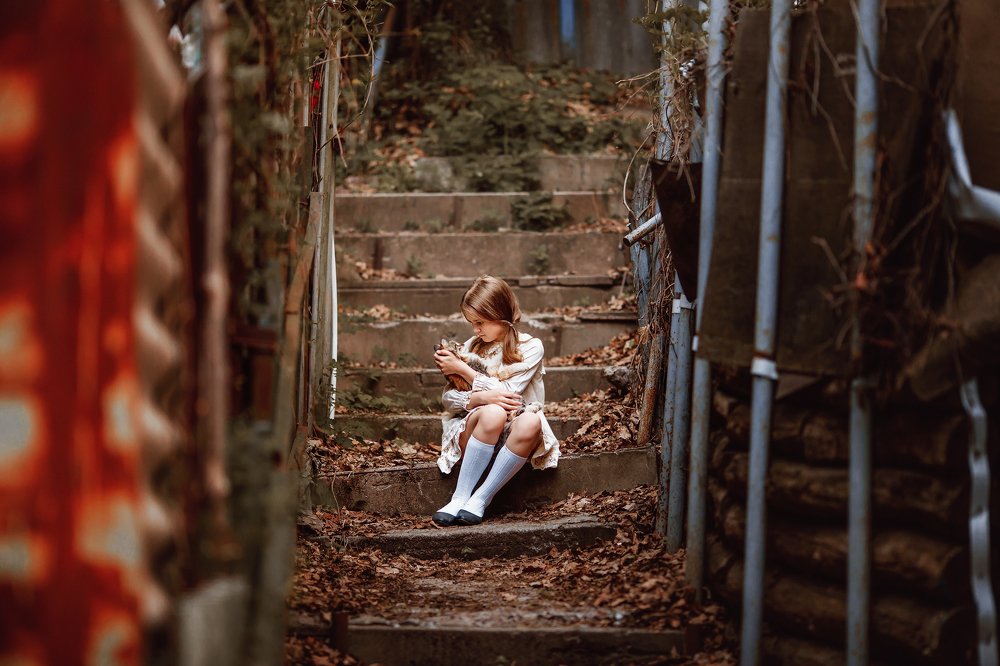 Девочка и кот