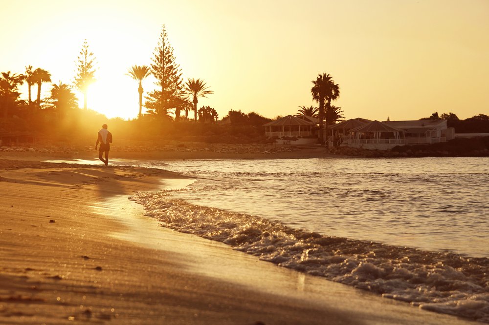 Рассвет на Кипре