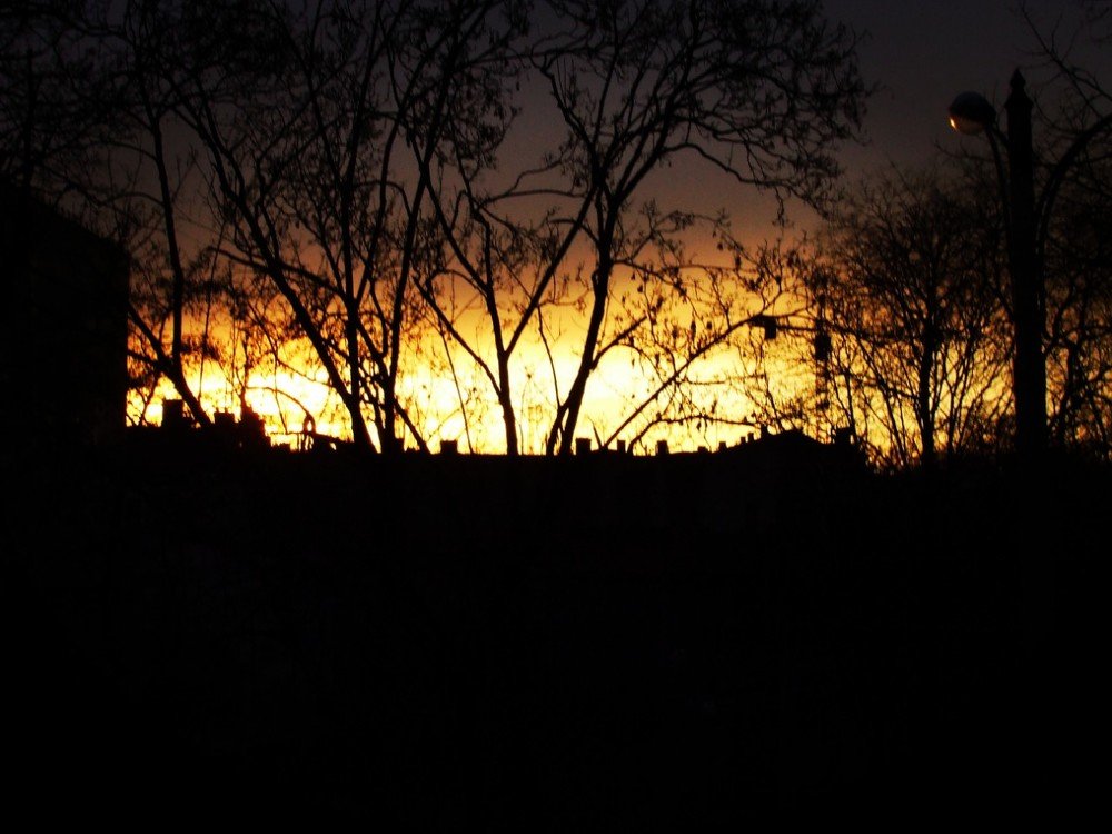 Закат над городом