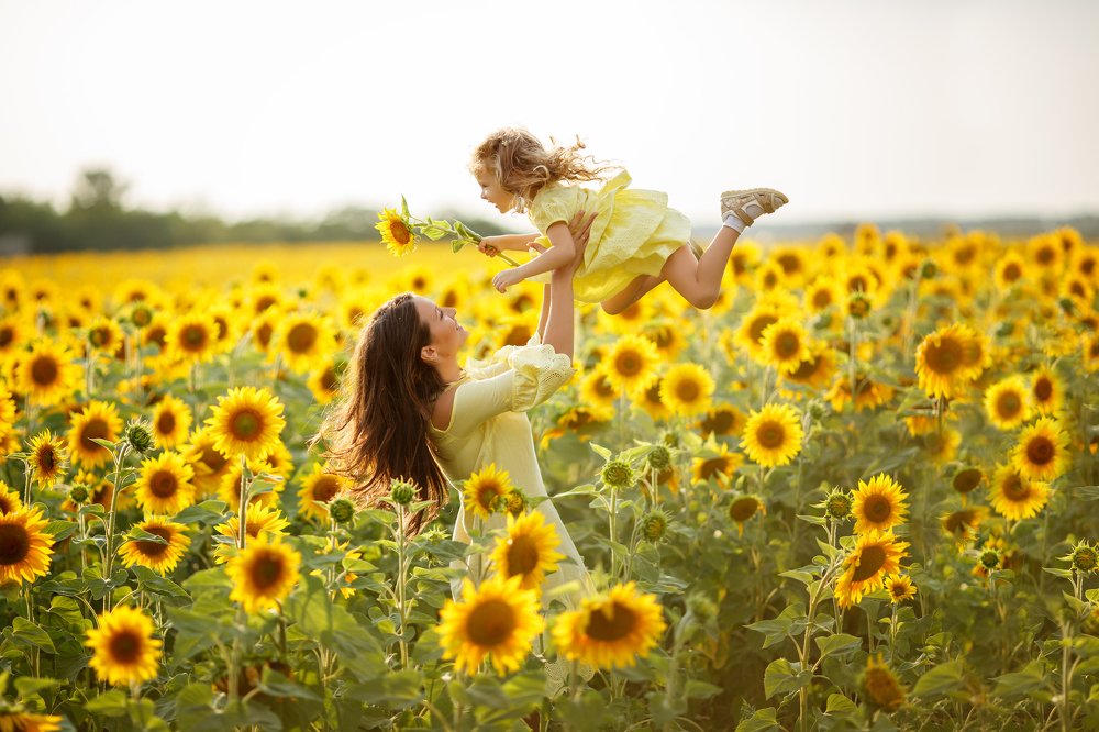 Счастье в подсолнухах