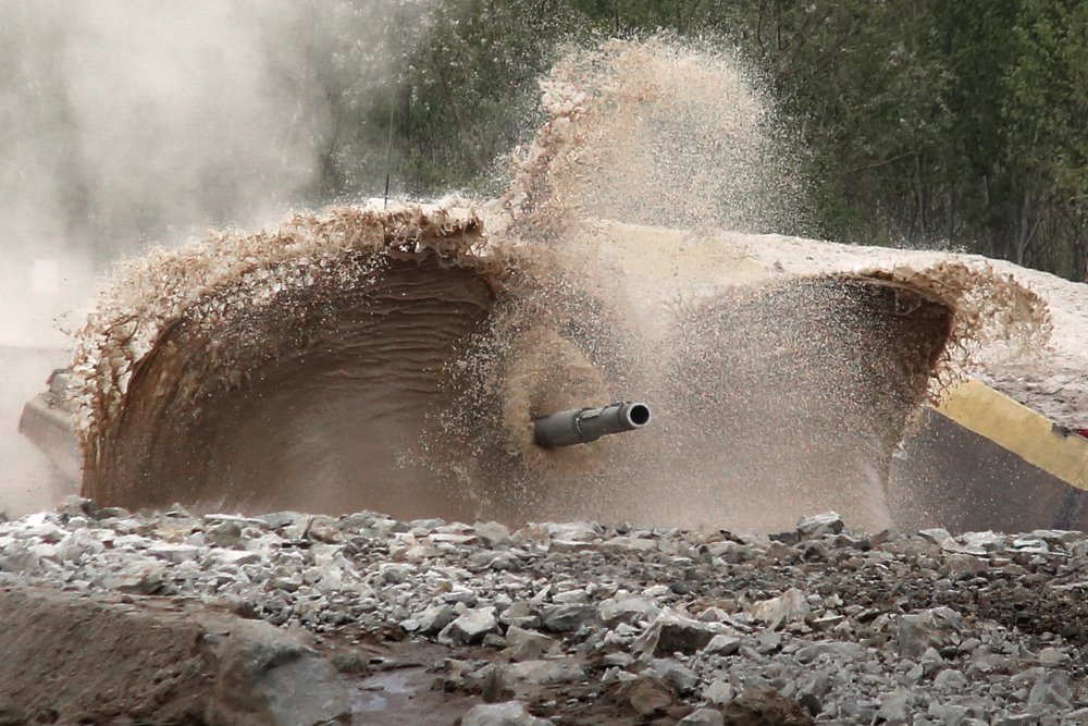 Танки грязи не боятся