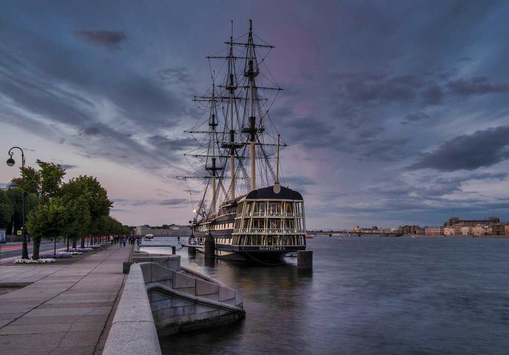 Санкт-Петербург