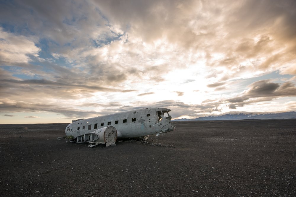 Crashed DC-3 plane
