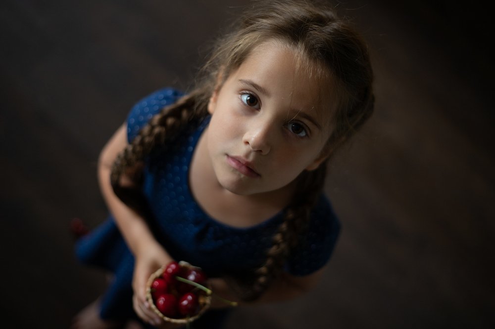 Черешни вкус и карих глаз твой цвет