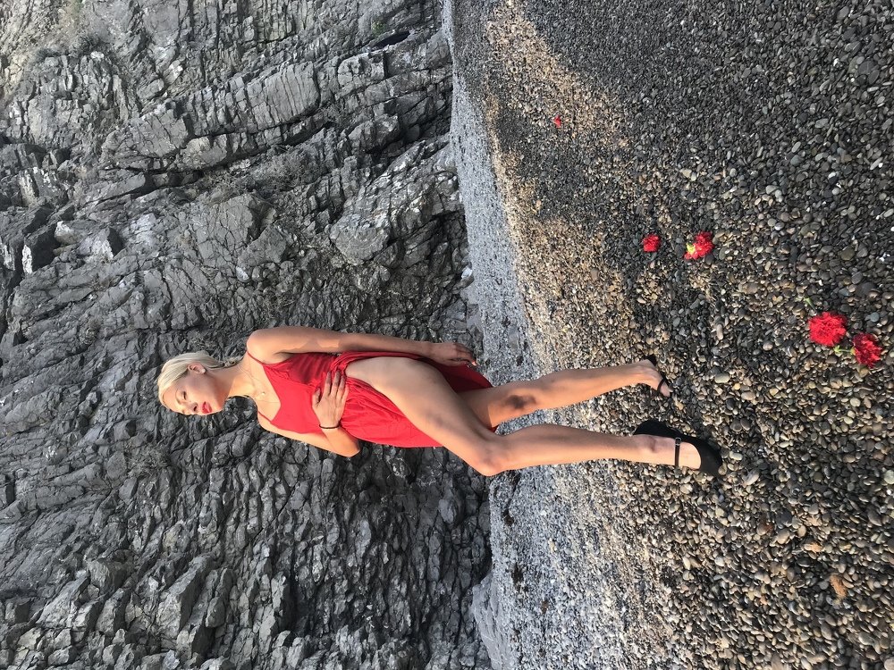 Обладать и принадлежать