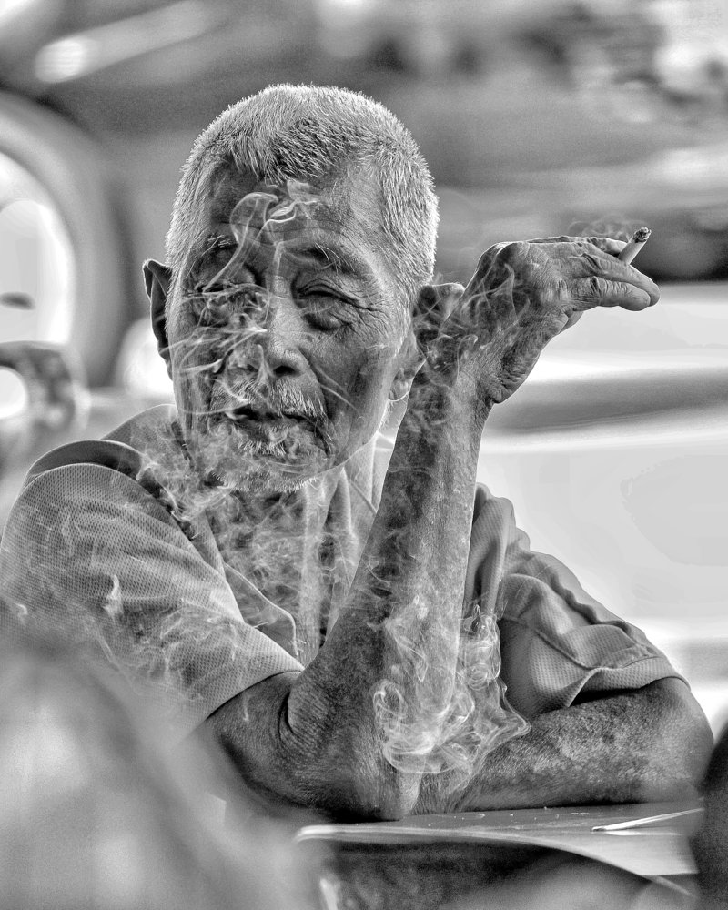 Smoking cigarette lost it fun