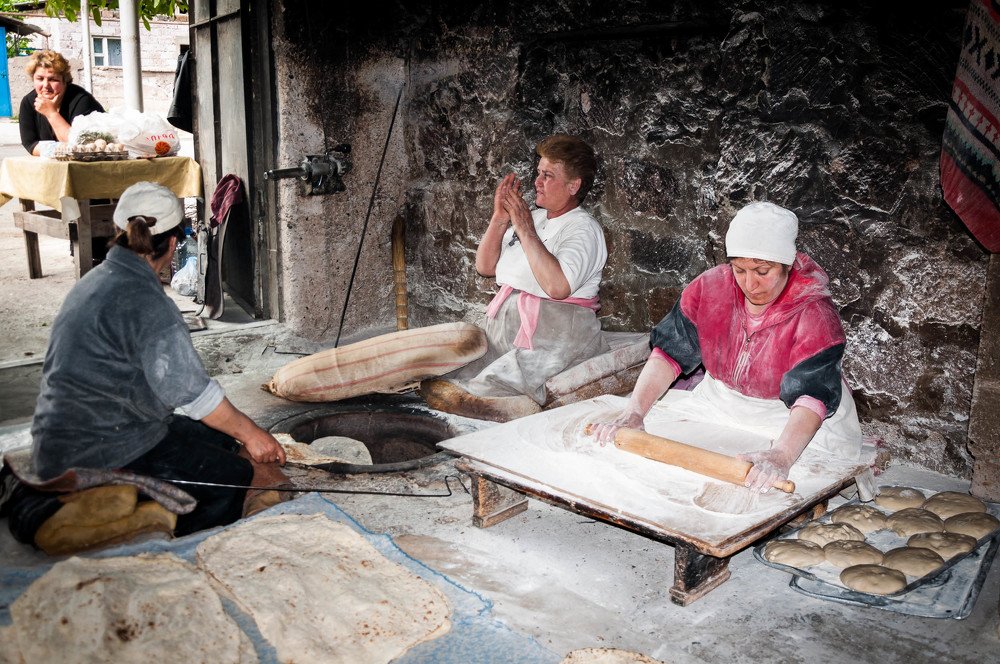 выпечка лаваша.