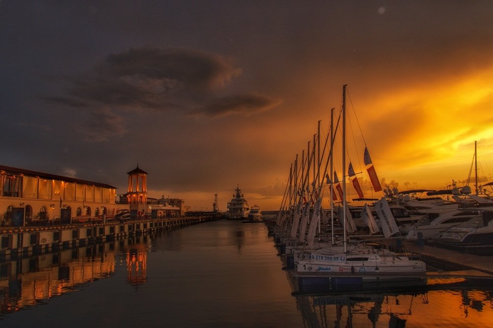 Закат в порту