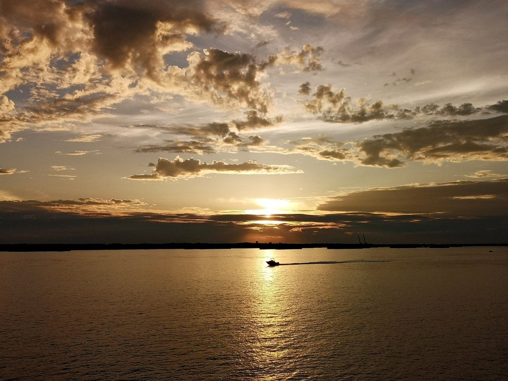 Закат над Амуром