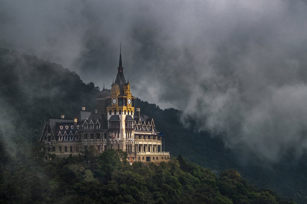 The castle in thunderstorms