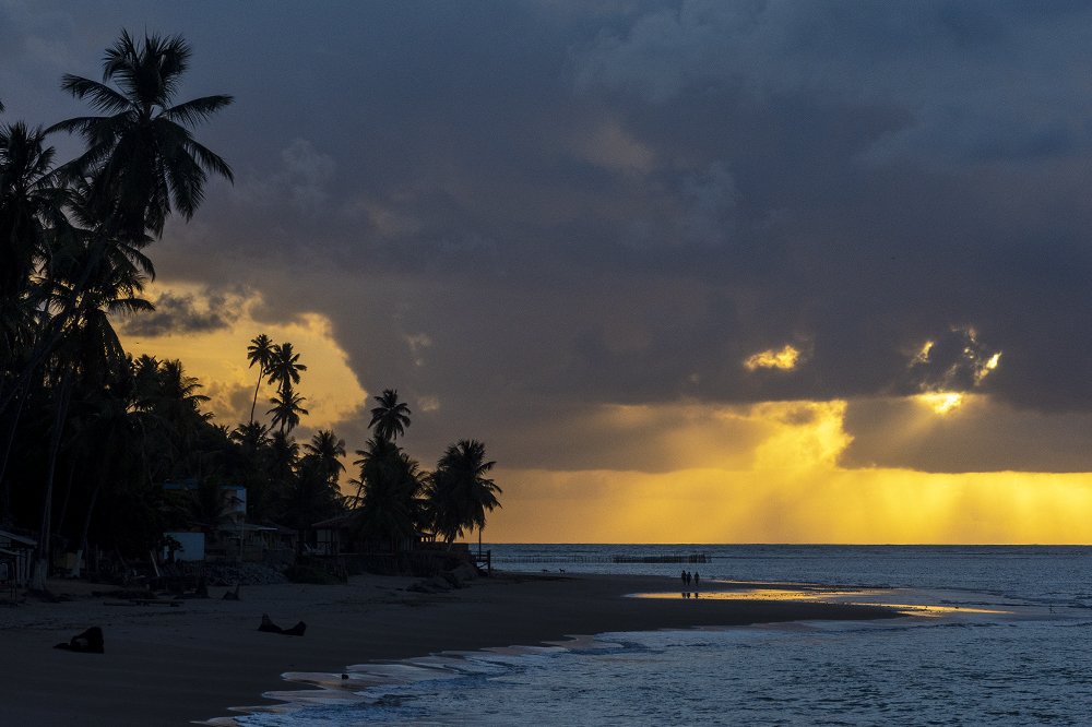 Sunrise in Japaratinga