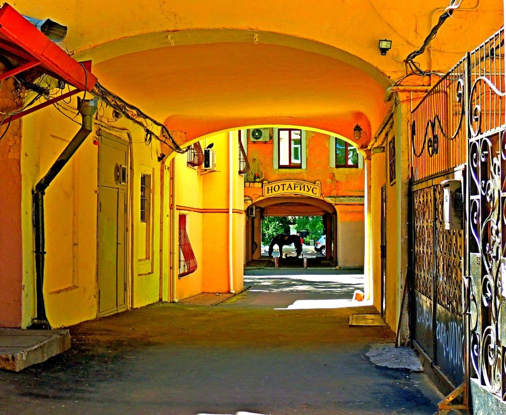 Одесский дворик