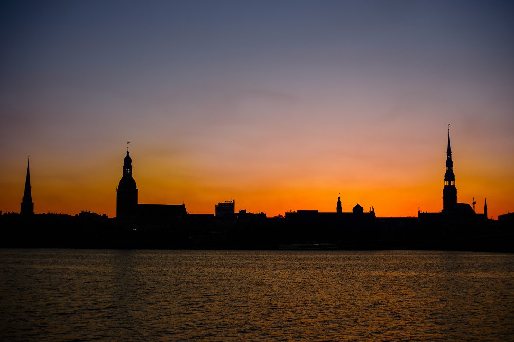 Рига на рассвете