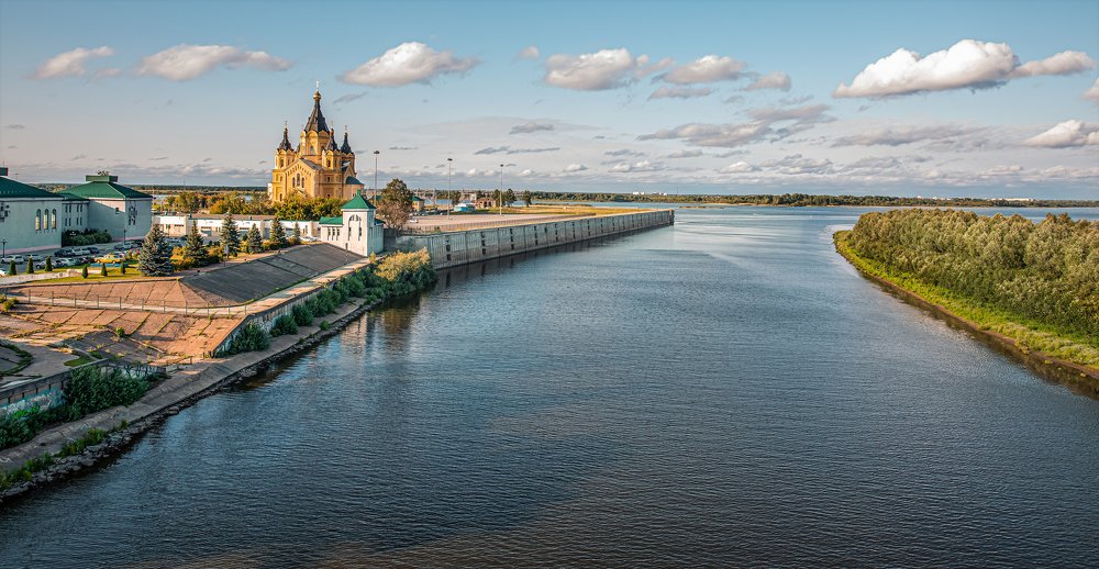 Вид на  СТРЕЛКУ. Нижний Новгород