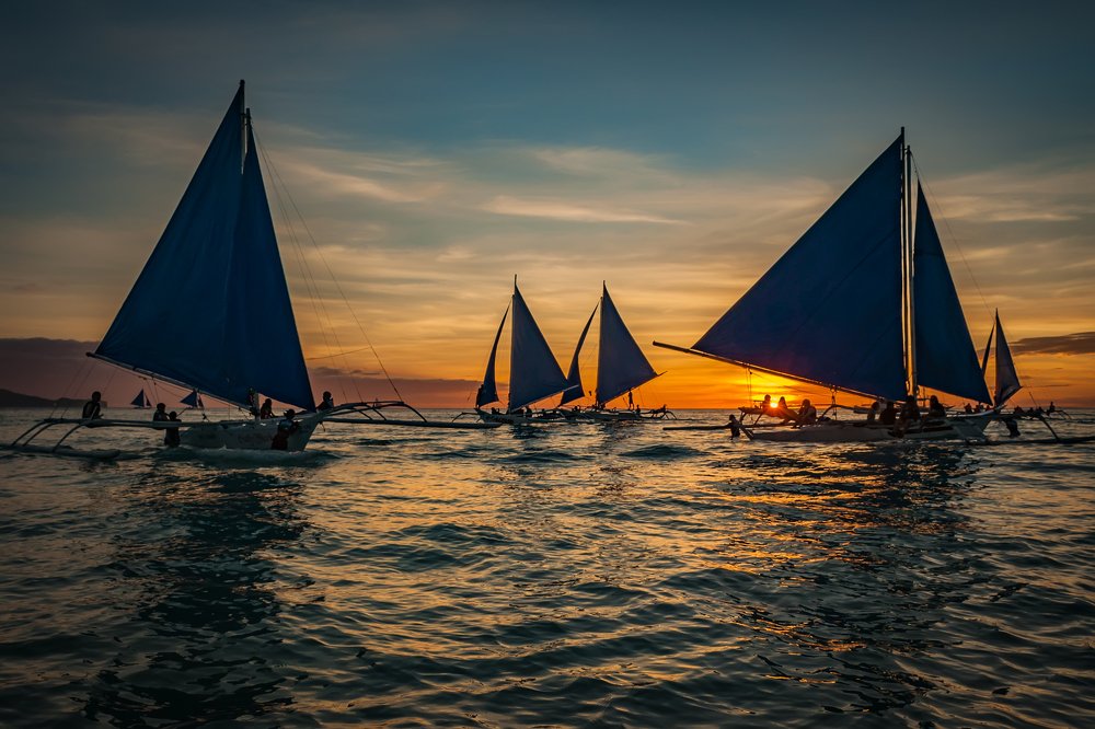 Встречая закат.