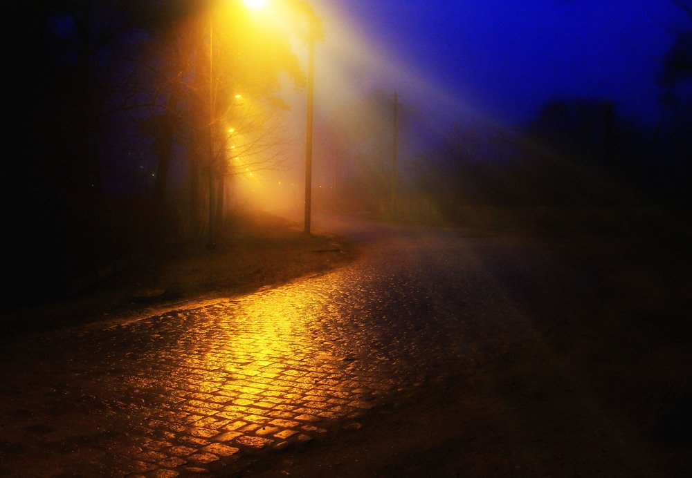 Когда горят ночные огни ...