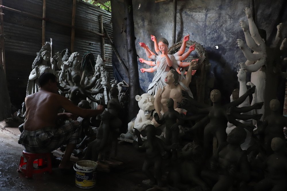 Completed Idols Awaiting the Festival