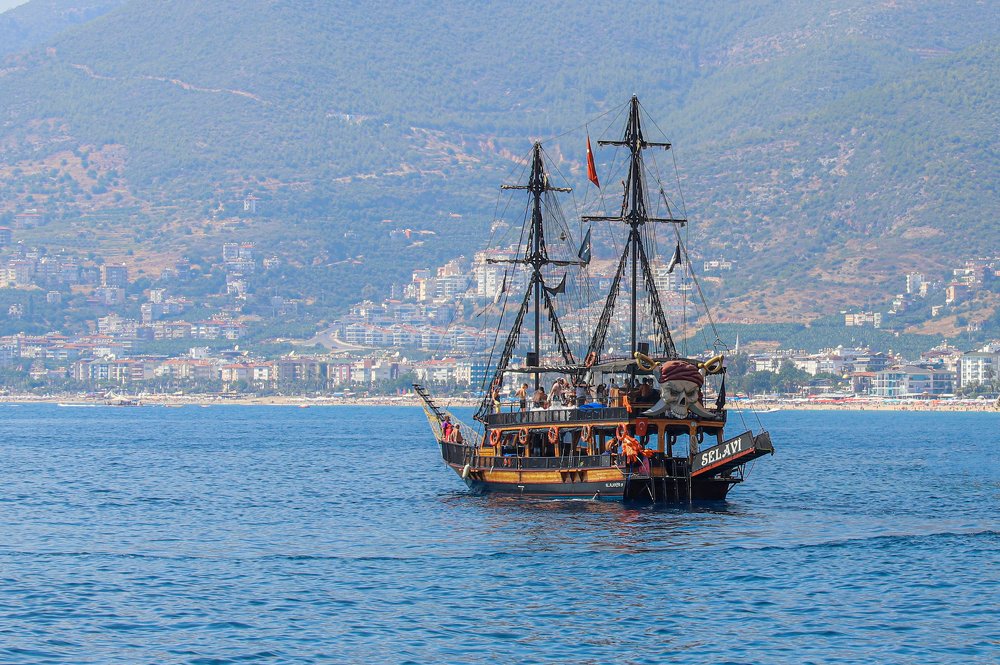 Пиратский корабль