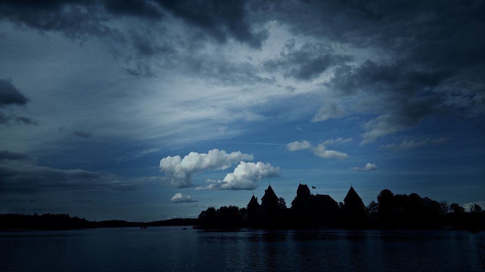 Photograph by Dzianis Mizhui