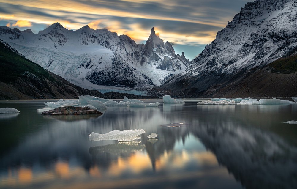 SUNSET AT CERRO TORRE