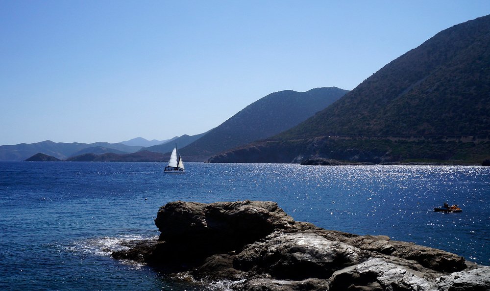 Утро в бухте.