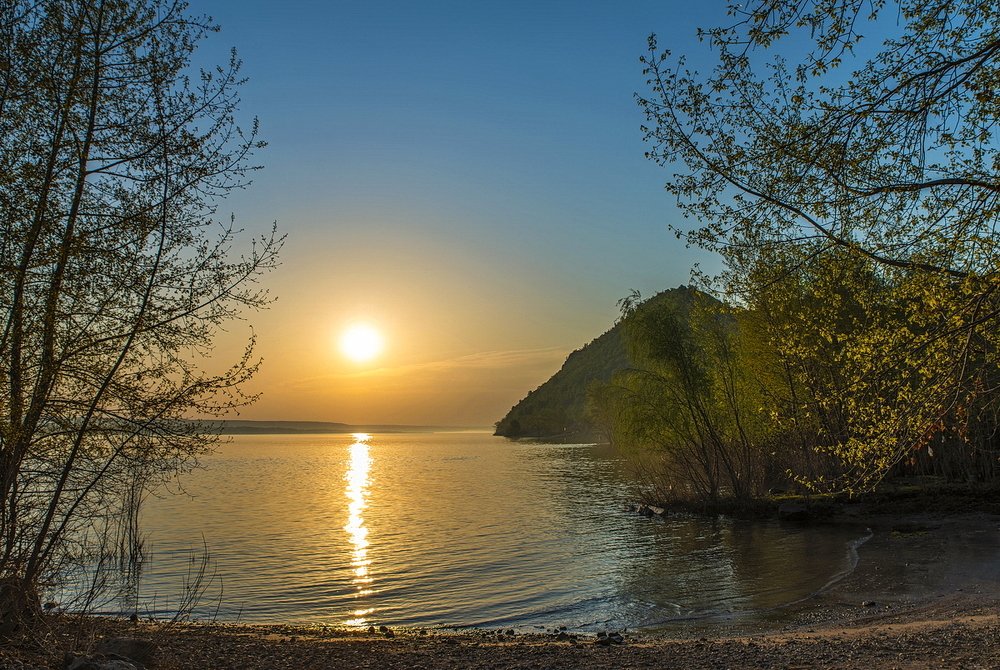 Рассвет над Волгой