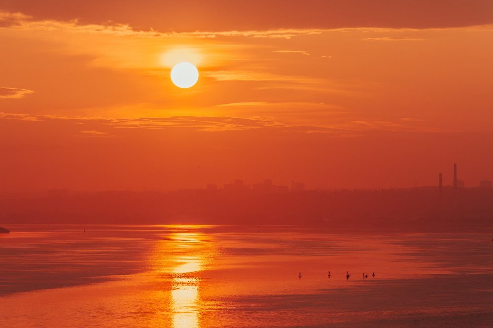 Рассвет и сапбордисты