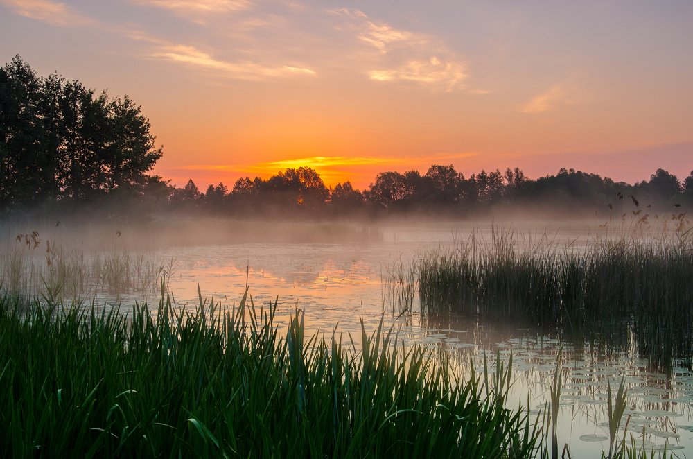 Рассвет на реке Матыра