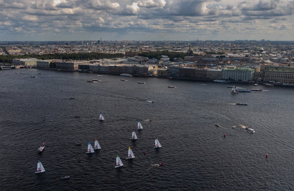 Парусники в Петербурге