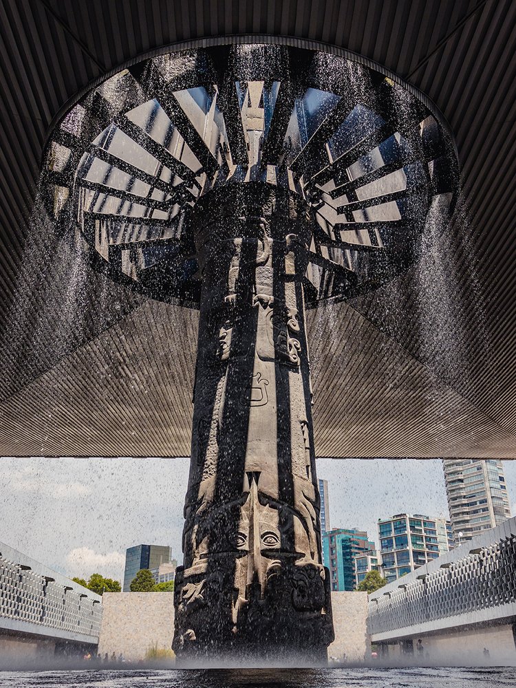 Umbrella fountain
