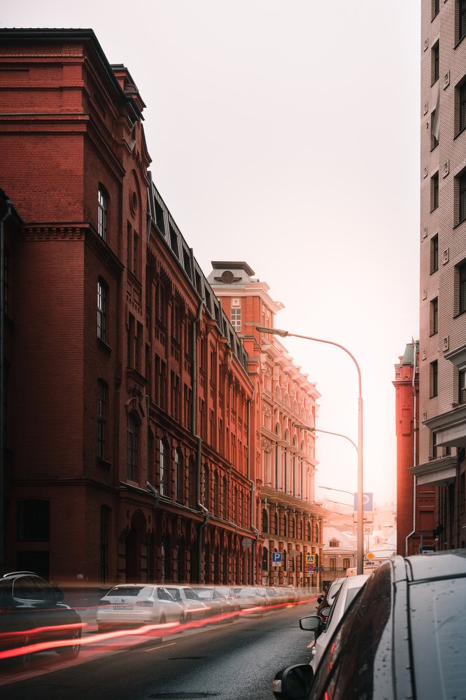 Sunlight through Red October